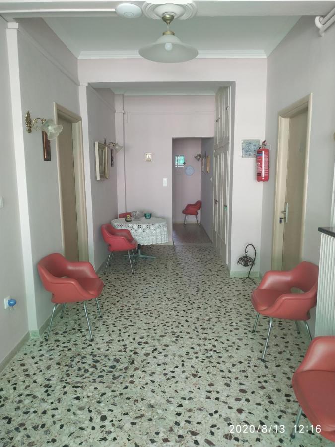 Finikas Rooms Agia Marina  ภายนอก รูปภาพ