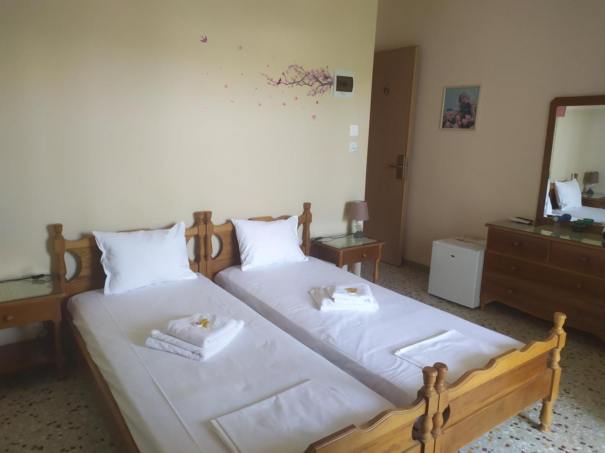 Finikas Rooms Agia Marina  ห้อง รูปภาพ